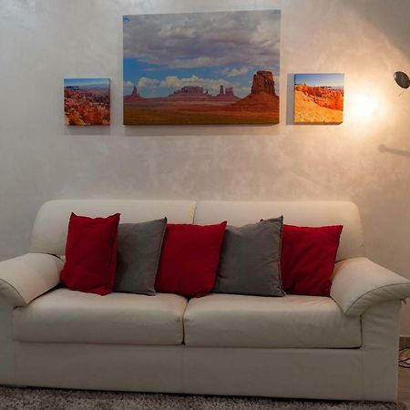 M&M House Apartment Рим Екстериор снимка