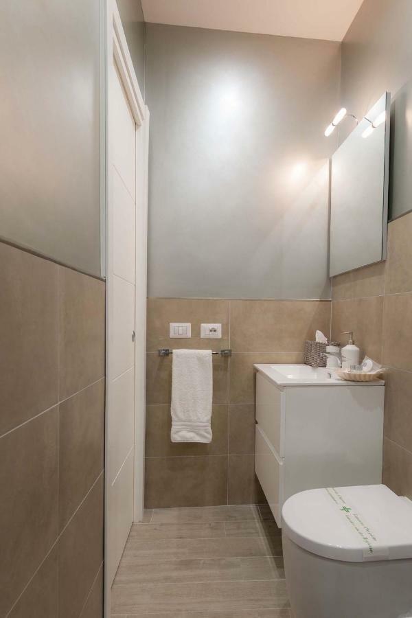M&M House Apartment Рим Екстериор снимка