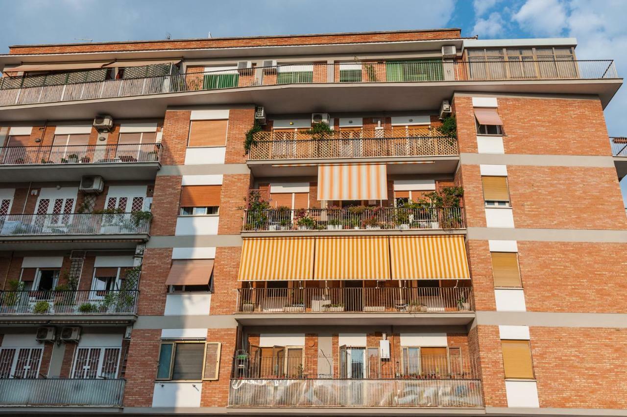 M&M House Apartment Рим Екстериор снимка