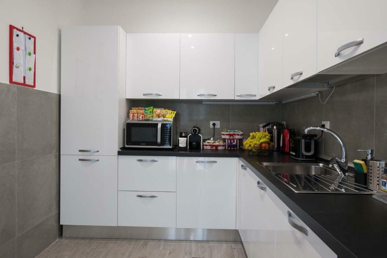 M&M House Apartment Рим Екстериор снимка
